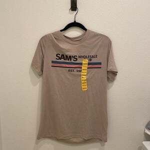 NWT Unisex Sam’s Club Retro tee T-shirt Tan Size Medium​​​​​​​